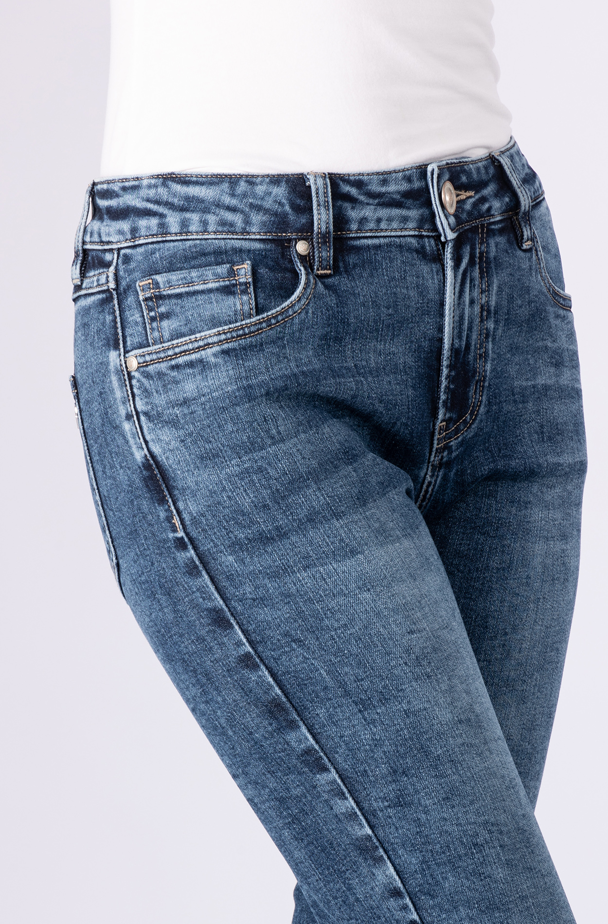 57Hannah, Mom-Fit-Jeans, Five-Pocket-Style, schmal zulaufender Beinschnitt