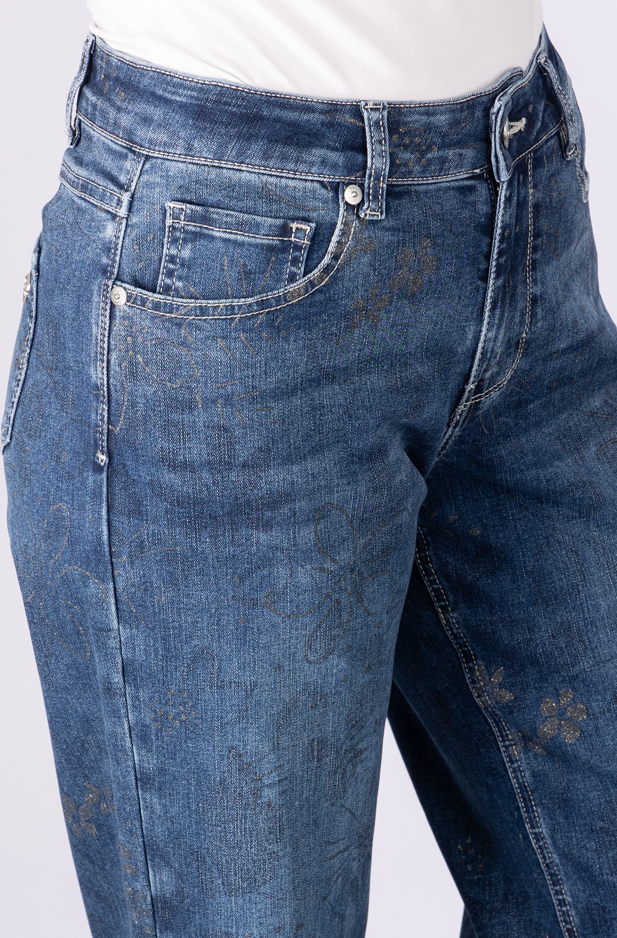 57Zoe, Wide-Leg-Jeans, glänzender Blumenprint
