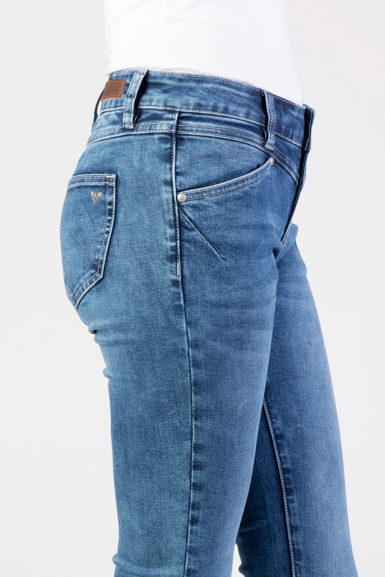 Blue Monkey, Skinny Fit-Jeans, 57Mandy 31023Y, formgebende Nahtdetails