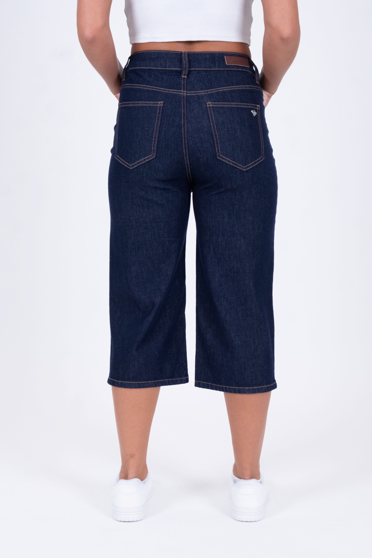 Jilly 30902X | Loose Fit | Capri | Dark Blue Jilly 30902X | Loose Fit | Capri | Dark Blue