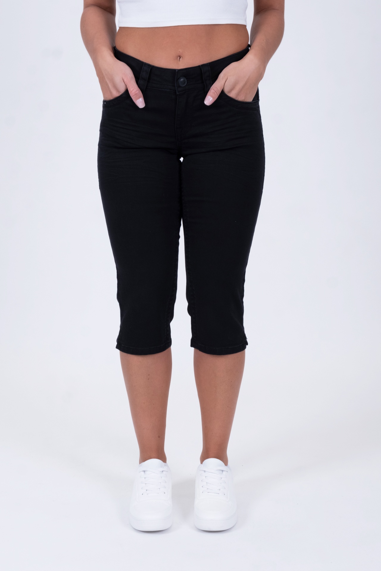 Charlotte 30888X | Capri | Non-Denim | Black | White Charlotte 30888X | Capri | Non-Denim | Black | White