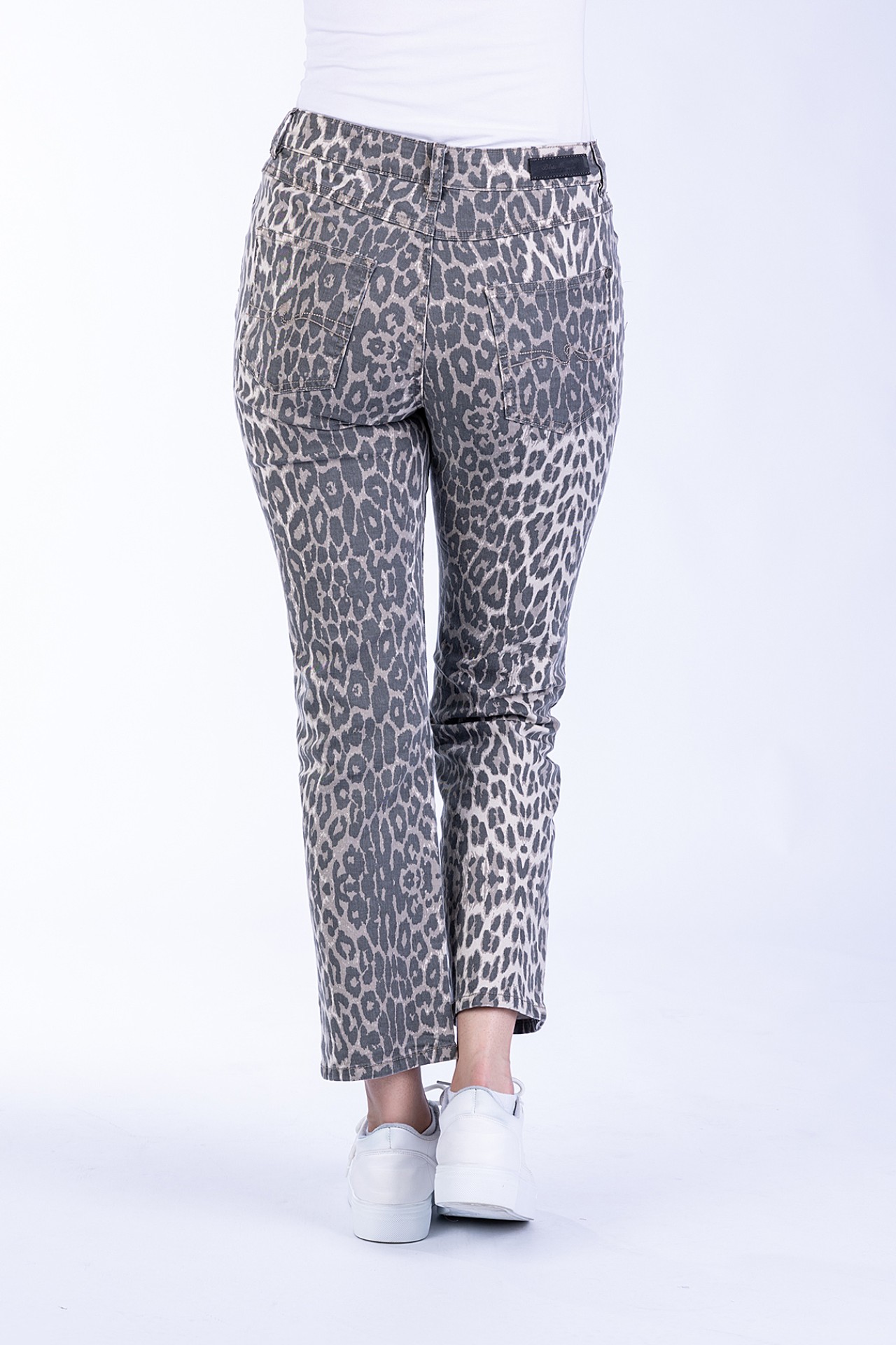 Lola 11421X | Mom Fit | Cropped | Animal Print Lola 11421X | Mom Fit | Cropped | Animal Print