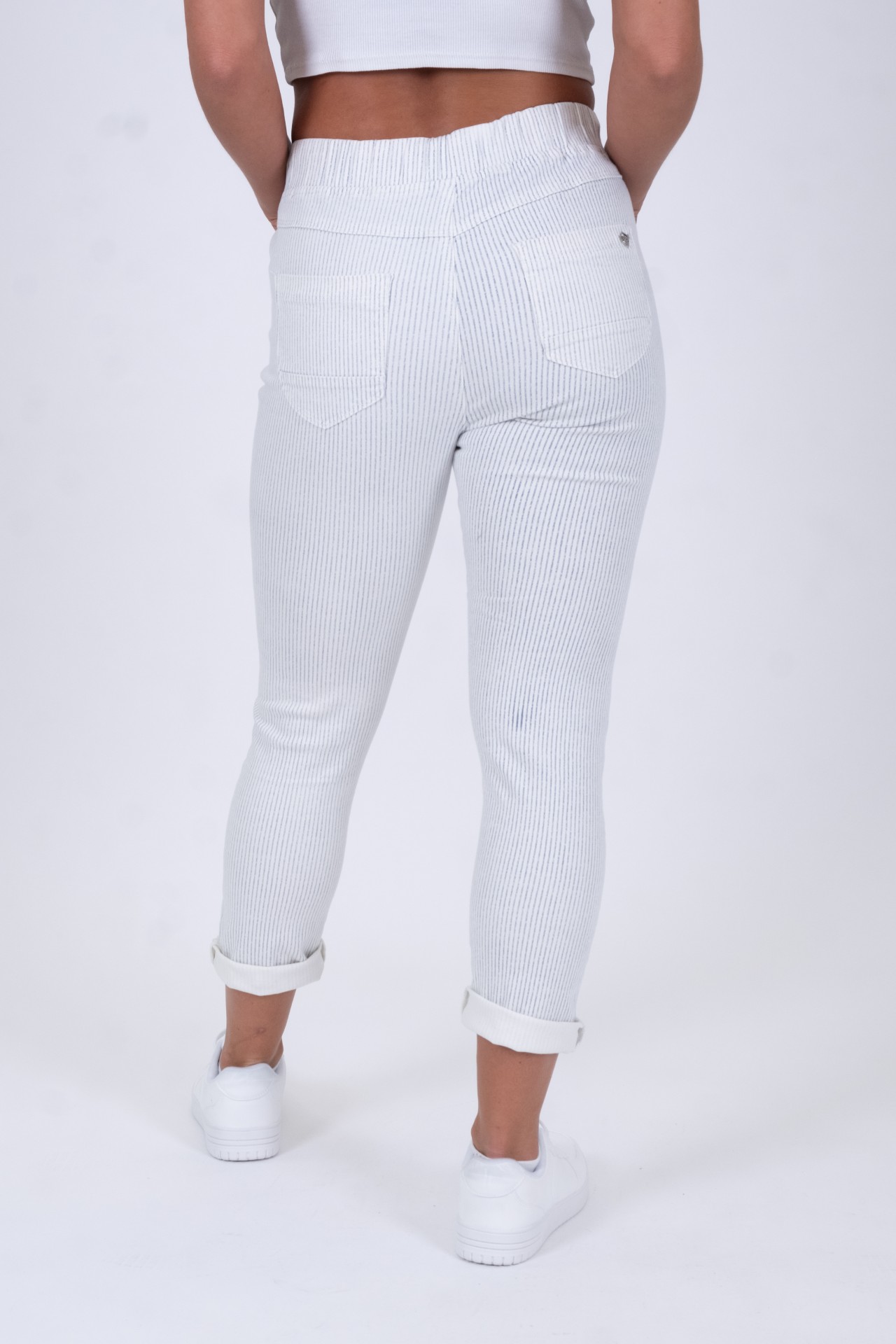 Cici 11488X | Non-Denim | Cropped | White Cici 11488X | Non-Denim | Cropped | White