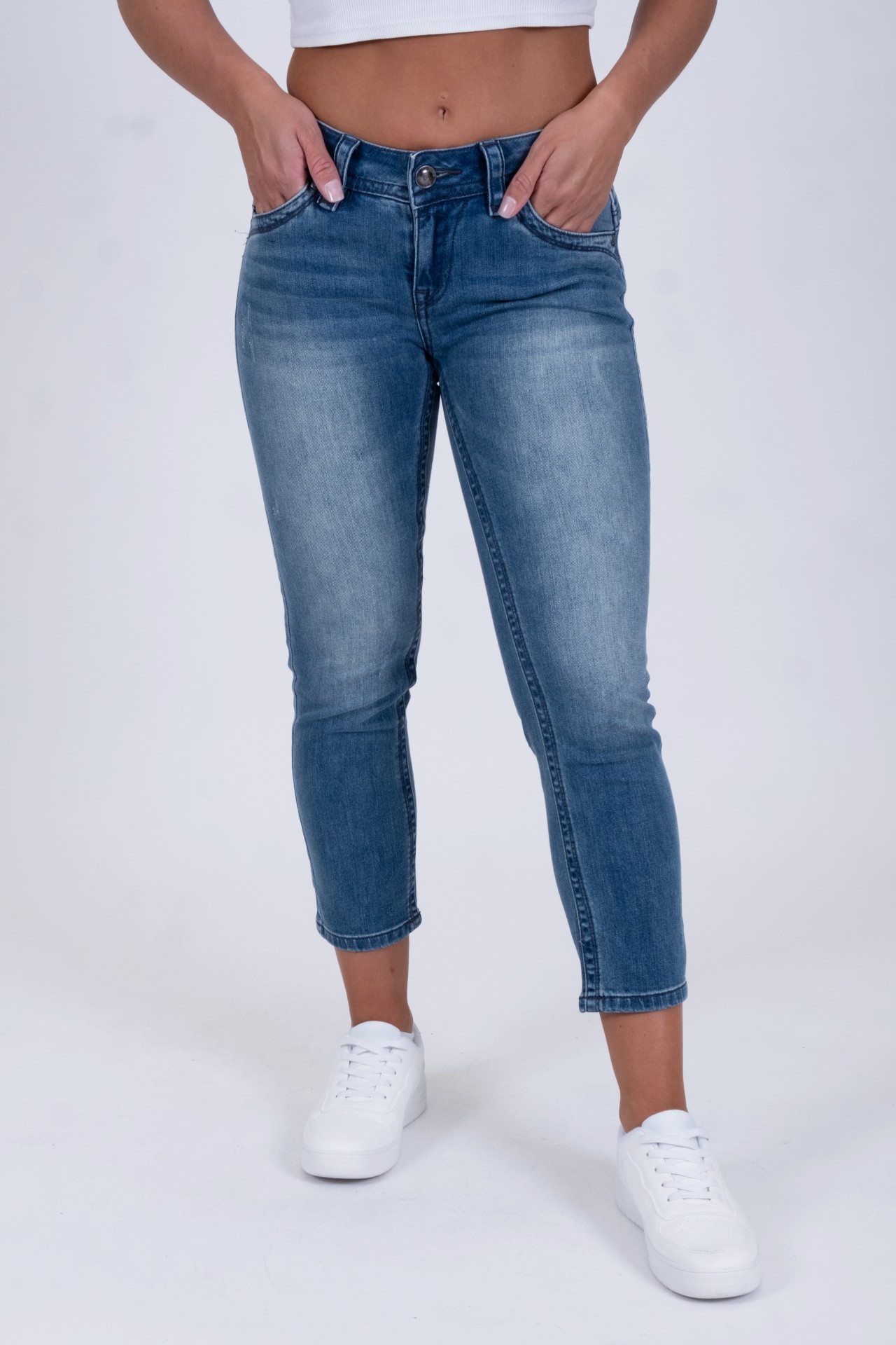 Charlotte 30906X | Slim Fit | 7/8 | Blue Charlotte 30906X | Slim Fit | 7/8 | Blue