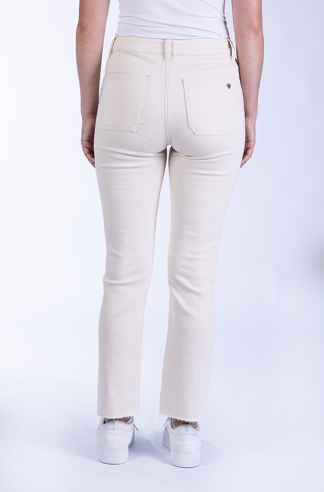 Sadie 30840X | Slim Fit | Cropped | White