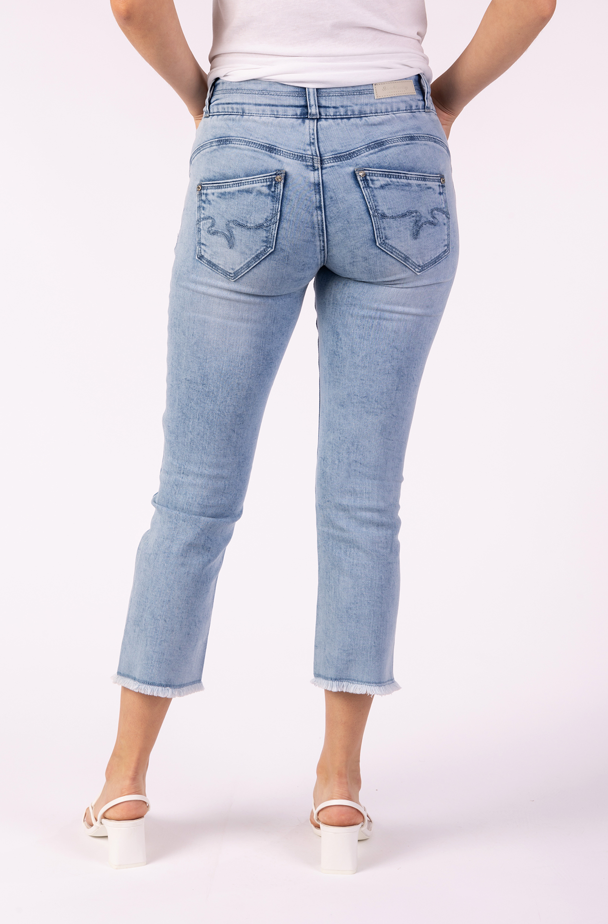 Tamara 30743X | 7/8 | Open Hem | Light Blue